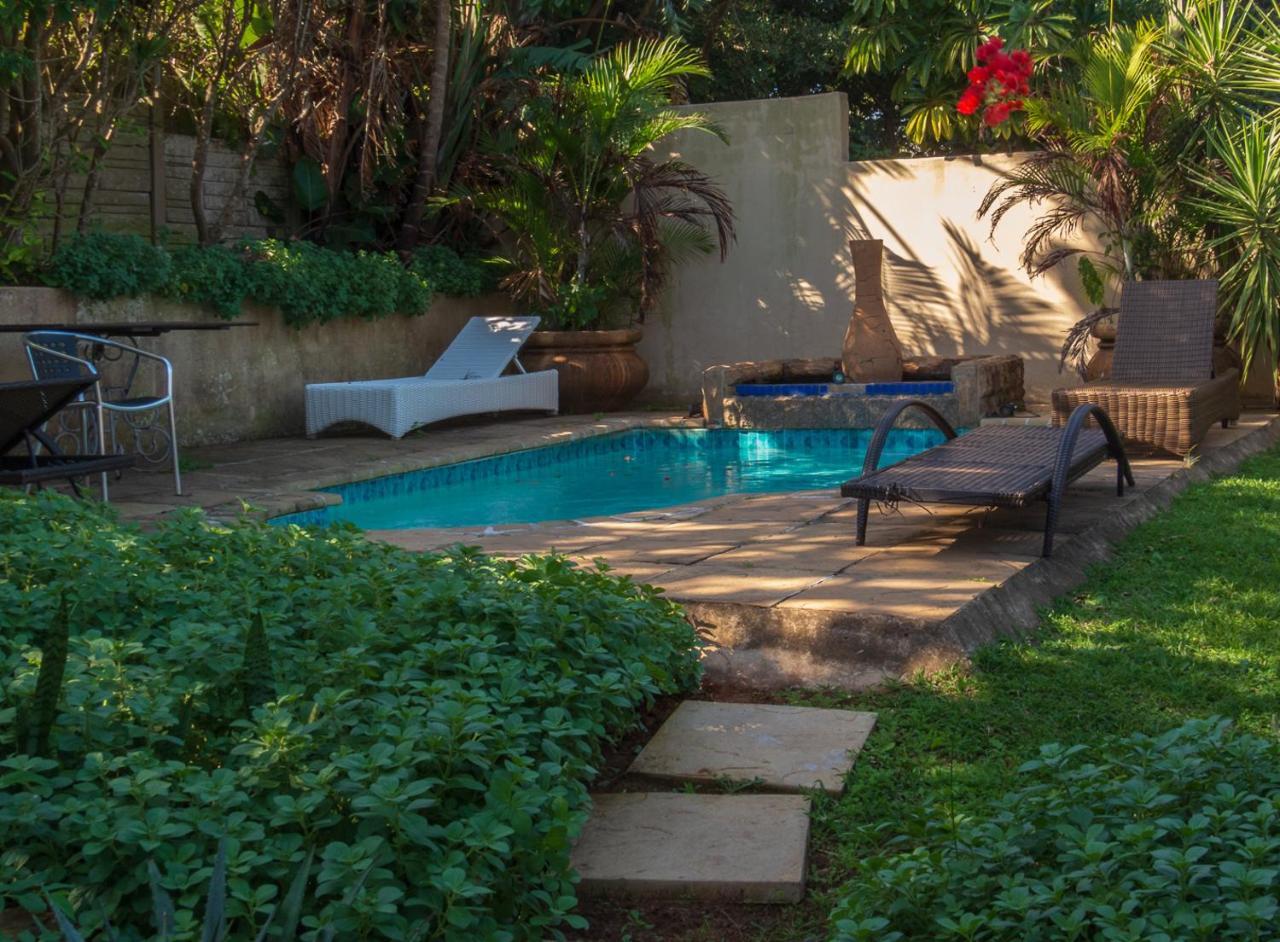 Ekhaya Guest House Ballito Exteriör bild
